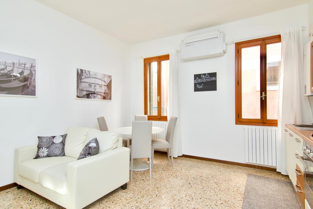 Ca Soranzo Apartment *